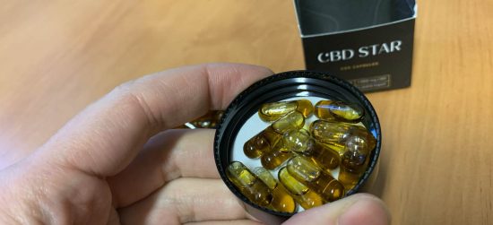 Redakční RECENZE CBDStar kapslí/tabletek s obsahem 10% CBD oleje