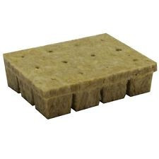 Grodan 36x36x40 mm, sadbovací rockwool kostky s dírou, BOX 2940 KS